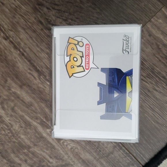 💜💛 Retro Toys Transformers SOUNDWAVE Funko Pop #37 EB Exclusive - Picture 6 of 7